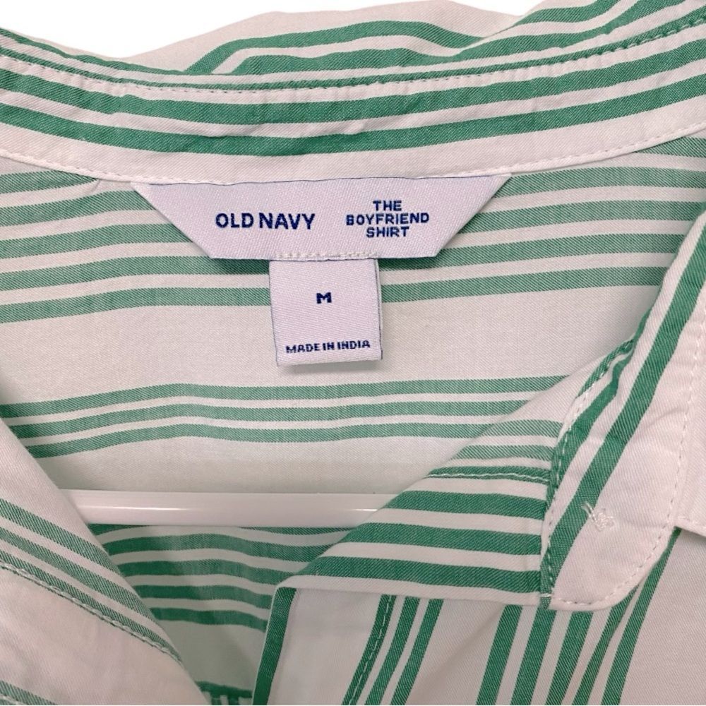 Old Navy Oversized Button-Down Boyfriend Shirt Size M - Picture 6 of 7